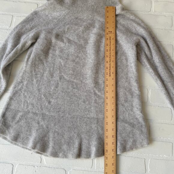 Anthropologie Moth Cashmere Grey Cowl Neck Long Sleeve Soft Sweater sz XL - Picture 4 of 6